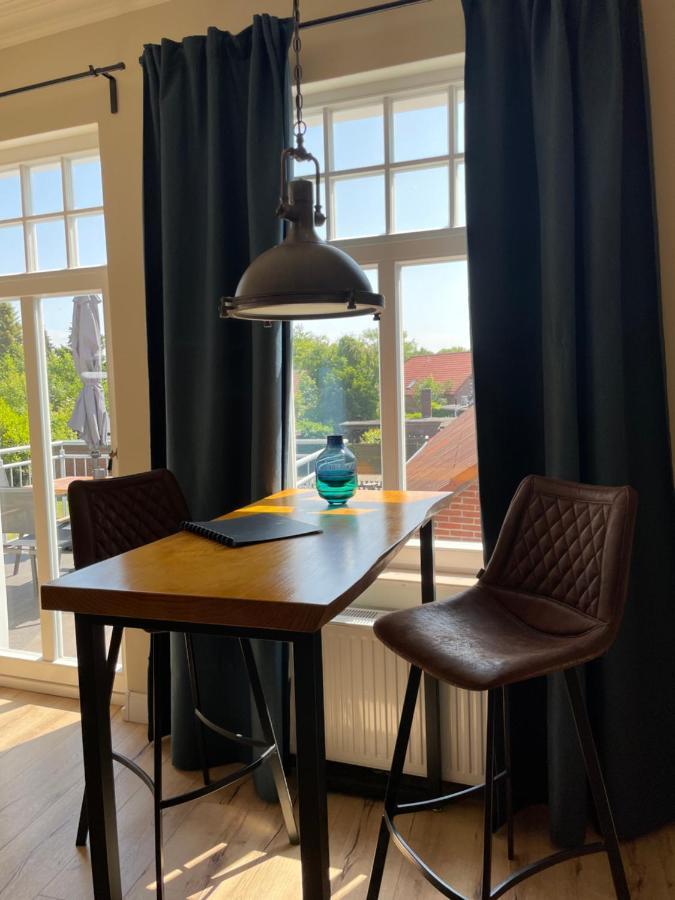 Luxus Lindenhof Apartments -Ferienwohnungen In Friesland An Der Nordsee Am Naturschutzgebiet Urwald Neuenburg  Zewnętrze zdjęcie