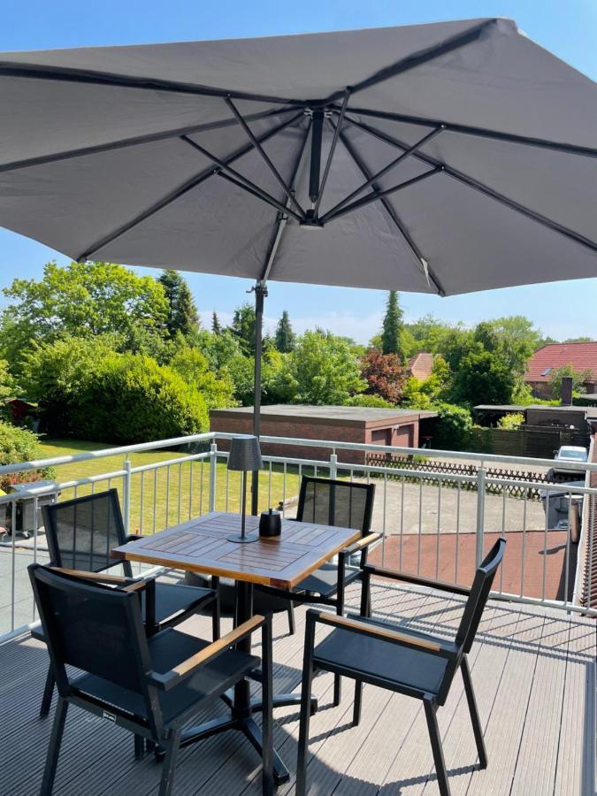Luxus Lindenhof Apartments -Ferienwohnungen In Friesland An Der Nordsee Am Naturschutzgebiet Urwald Neuenburg  Zewnętrze zdjęcie