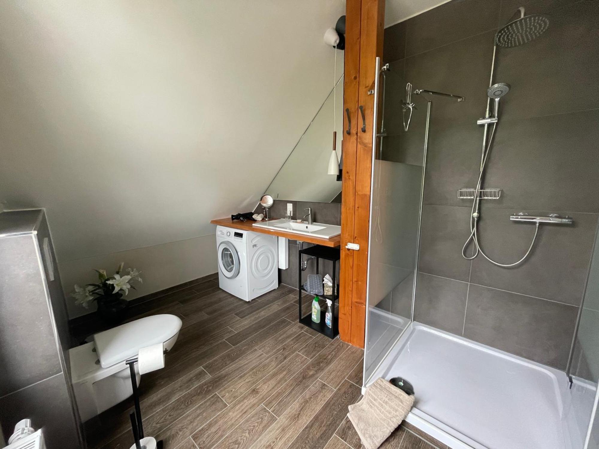 Luxus Lindenhof Apartments -Ferienwohnungen In Friesland An Der Nordsee Am Naturschutzgebiet Urwald Neuenburg  Zewnętrze zdjęcie